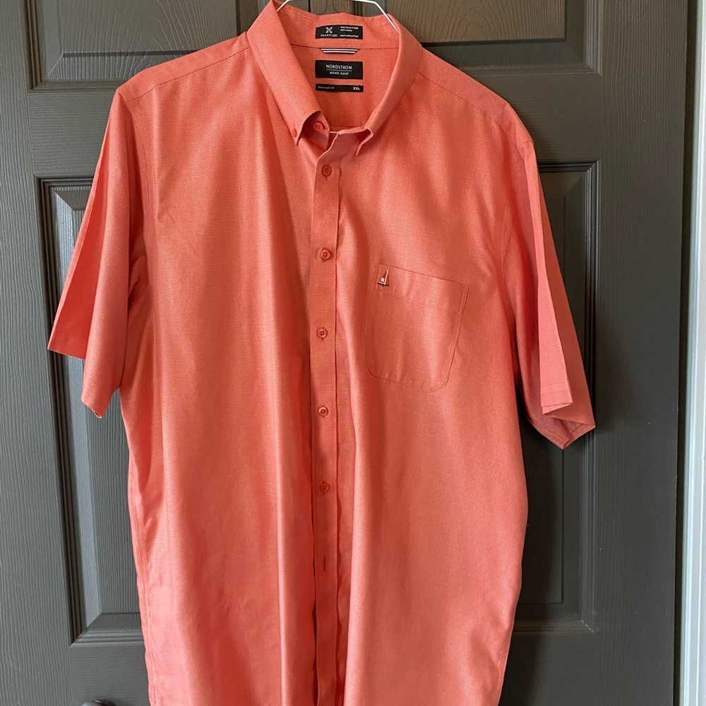 Nordstrom Men’s Button Down Short Sleeve Shirt